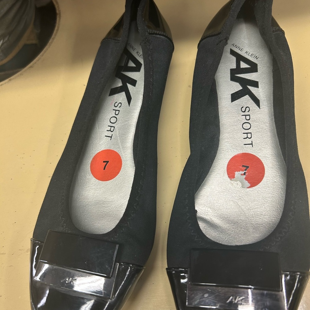 Anne Klein Black Patent Toe Flats